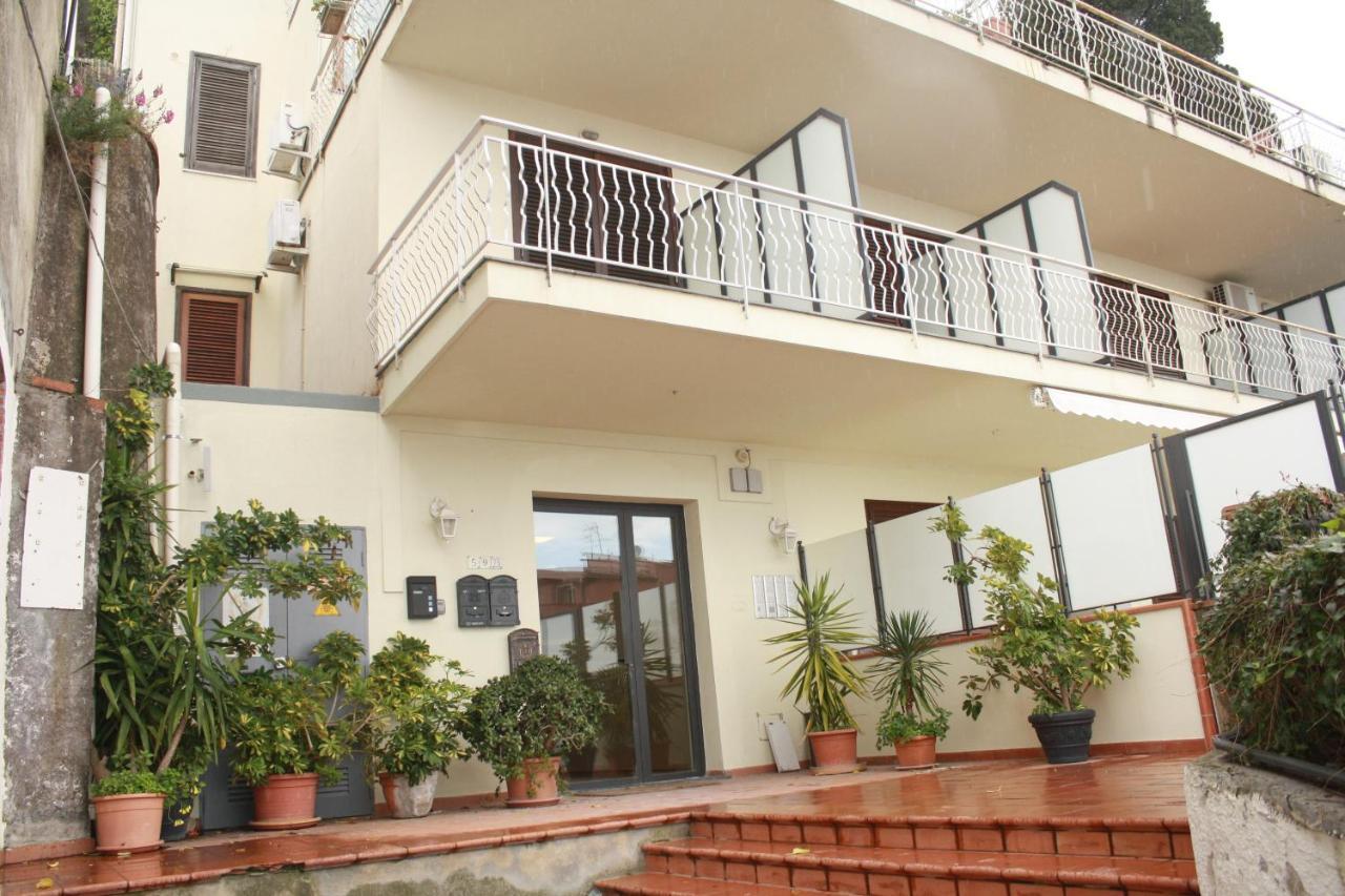 Nice Apartment In טאורמינה מראה חיצוני תמונה